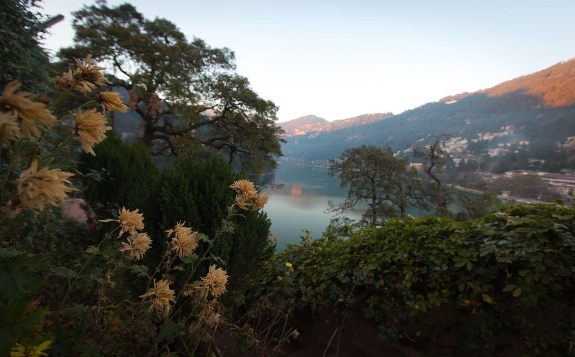 Himalaya Hotel Nainital Exteriér fotografie